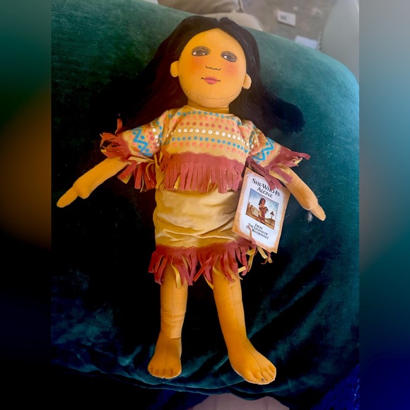 NWT She-Who-Is-Alone The Legend of The BlueBonnet Cloth Doll Tomie dePaola Rare - Picture 1 of 3